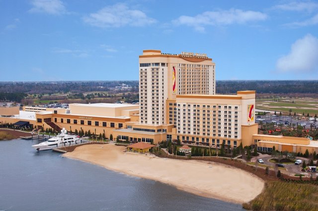 GoldenNuggetLC from water Photo credit to VisitLakeCharles.org